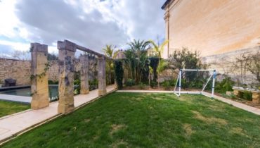 PRESTIGIOUS HOUSE OF CHARACTER IN LIJA, MALTA.