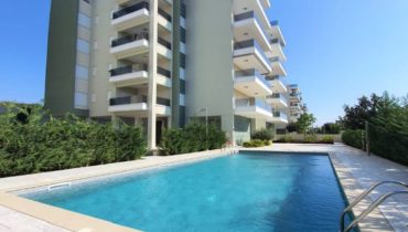 STUNNING 3 BEDROOM APARTMENT WITH VIEWS IN LIMASSOL, CYPRUS